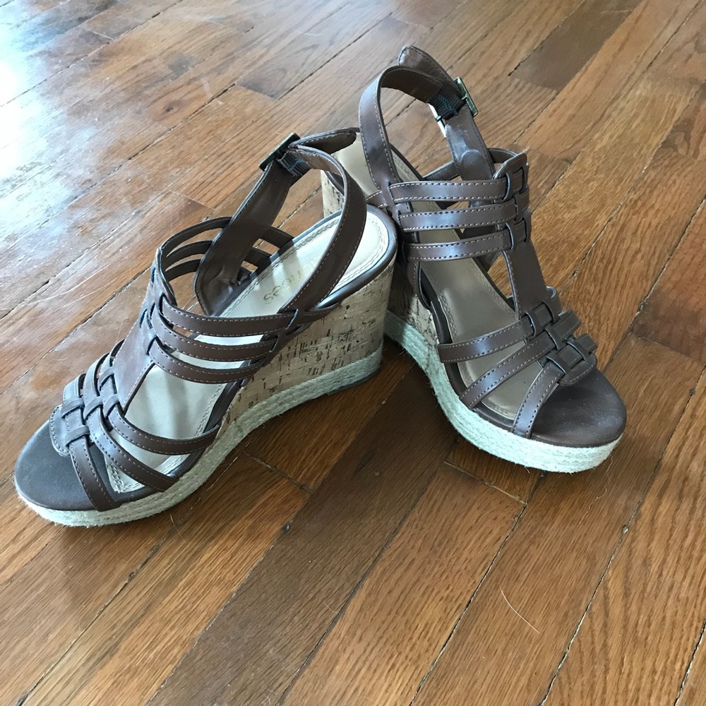 Women’s shoes